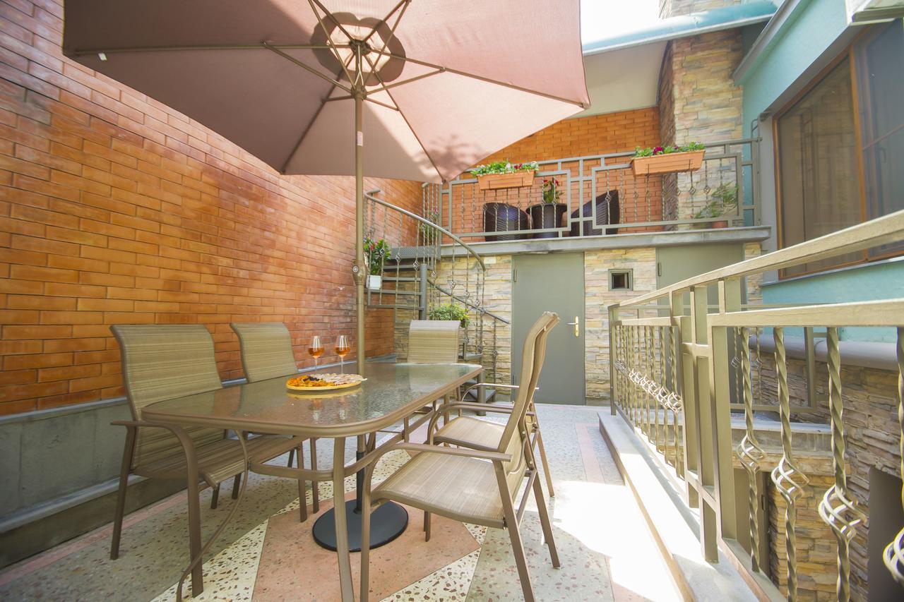Stay Boutique Hotel Tbilisi Exterior photo